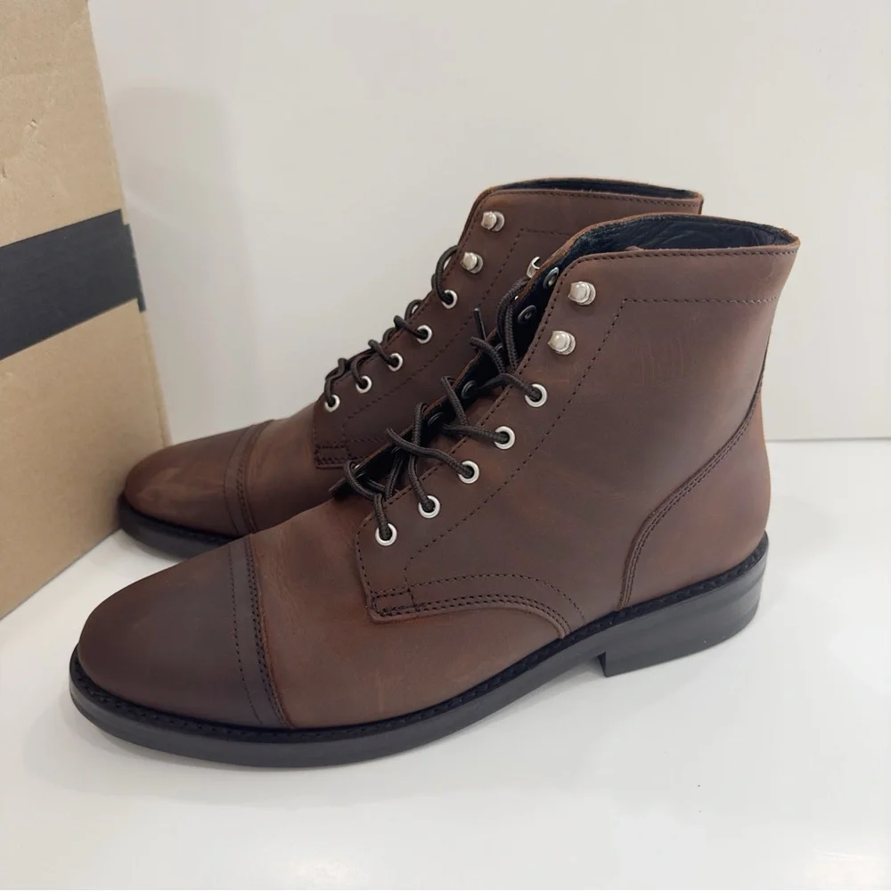 Thursday Boot Company Men's Arizona  Captain Cap Toe Leather Boots - Wide Width